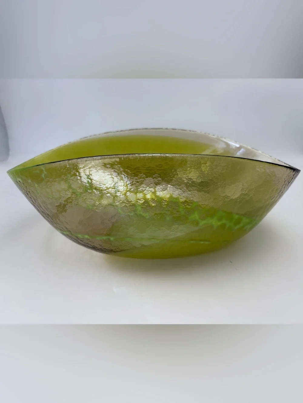 Crate & Barrel Agave Large Centerpiece Bowl Green Murano Glass Made In Italy